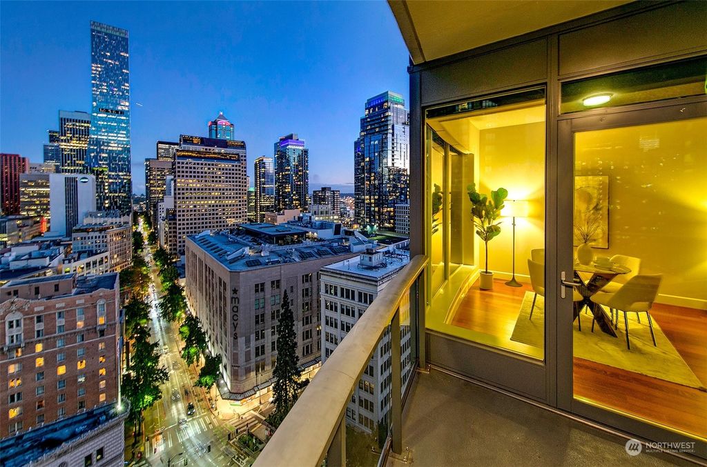 Photo of 1920 4th Avenue #1907, Seattle, WA 98101 (MLS # 2299049)