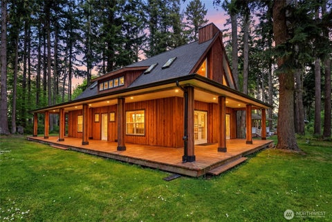 Photo of 33 G Mukilteo Way, Hat Island, WA 98206 (MLS # 2512749)