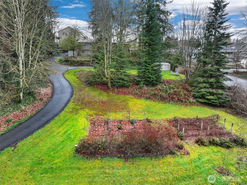 Photo of 19205 124th Avenue SE, Kent, WA 98031 (MLS # 2480801)
