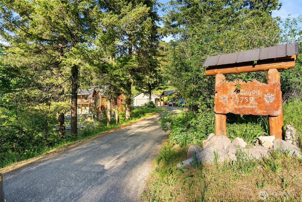 Photo of 4759 Sky Meadows Road, Cashmere, WA 98815 (MLS # 2547189)