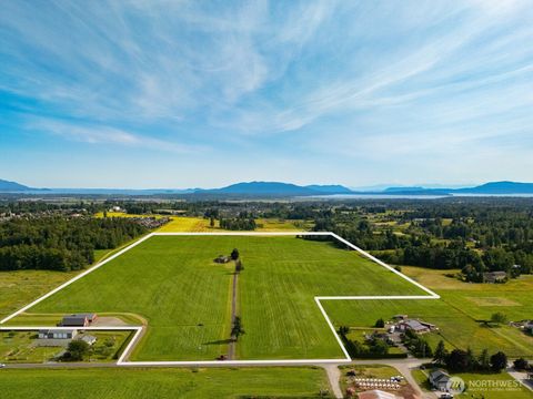 2751 Aldergrove Road Ferndale WA 98248