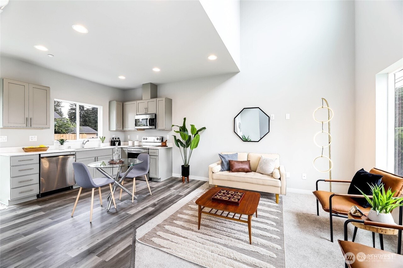 846 SW 136th Street 1