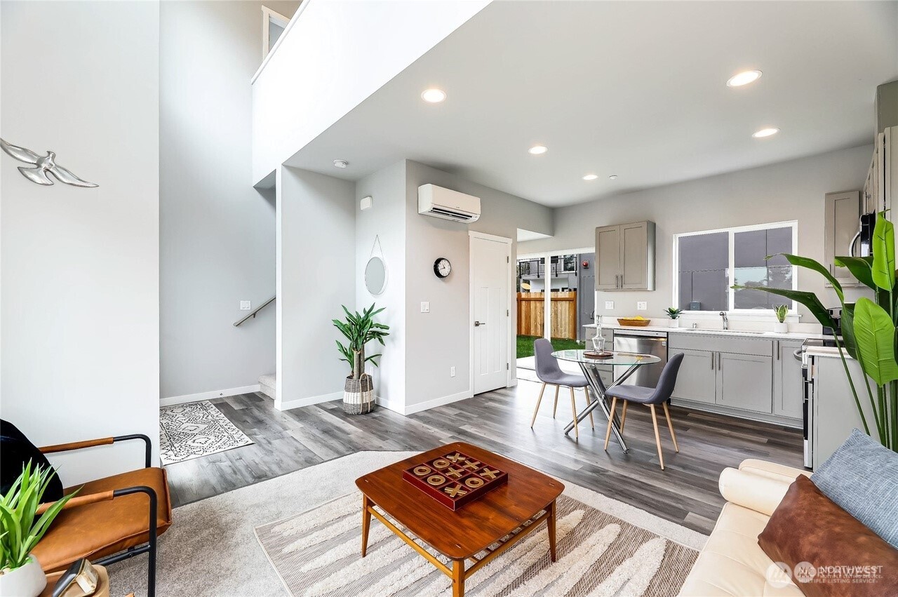 846 SW 136th Street 1