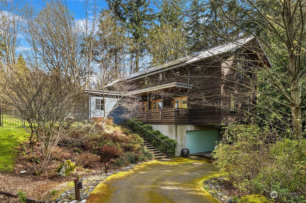 Photo of 10608 NE 157th Street, Bothell, WA 98011 (MLS # 2060677)