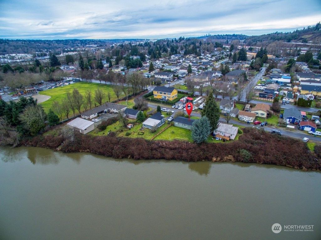 Photo of 4621 S 125th Street, Tukwila, WA 98178 (MLS # 2193196)