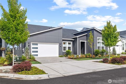 Photo of 23380 SE Larch Street, Black Diamond, WA 98010 (MLS # 2423682)