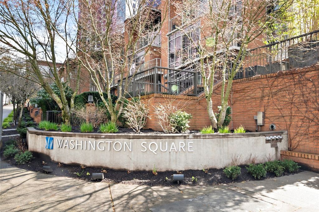 Photo of 10610 NE 9TH Place #G403, Bellevue, WA 98004 (MLS # 2366432)