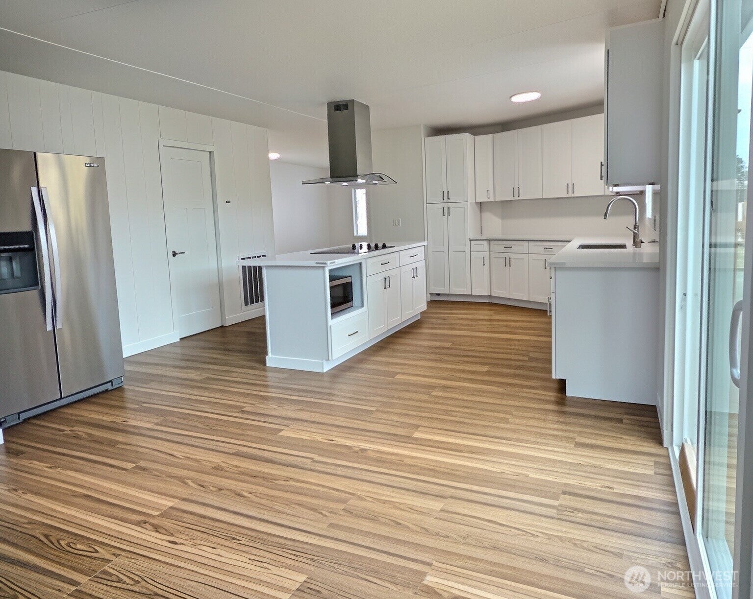 15401 Washington Avenue SW 3
