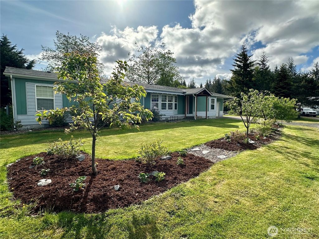 Photo of 61 Simmons Street, Sekiu, WA 98381 (MLS # 2516114)
