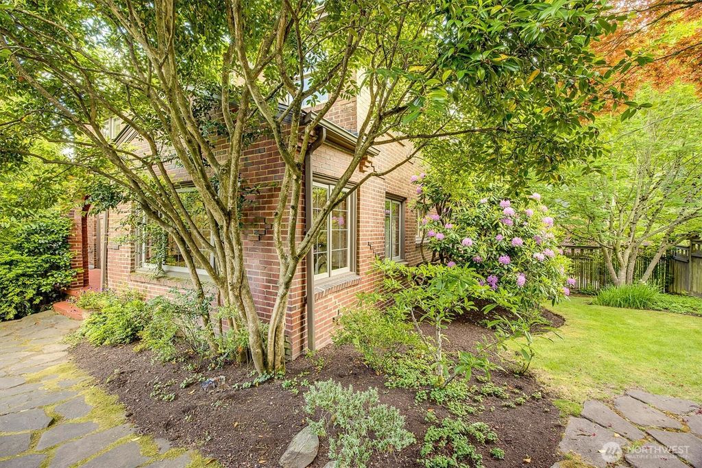 Photo of 3601 E Cherry Street, Seattle, WA 98122 (MLS # 2522716)