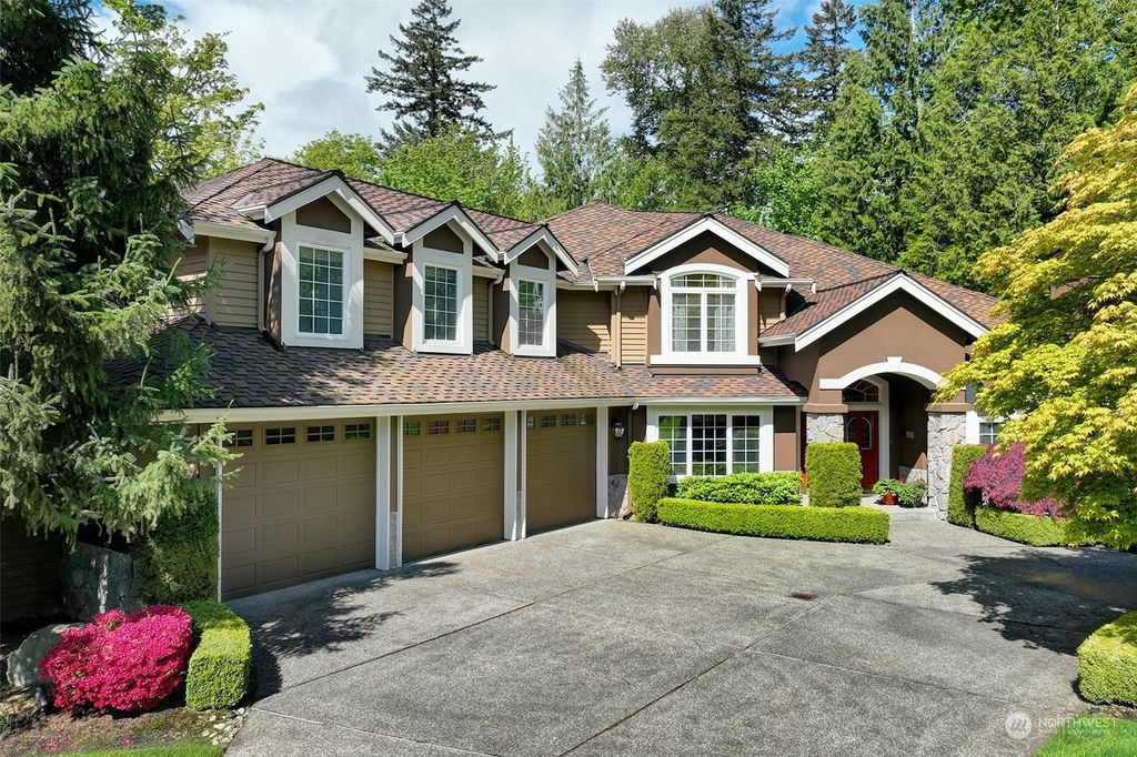 Photo of 5433 239th Place NE, Redmond, WA 98053 (MLS # 2233191)