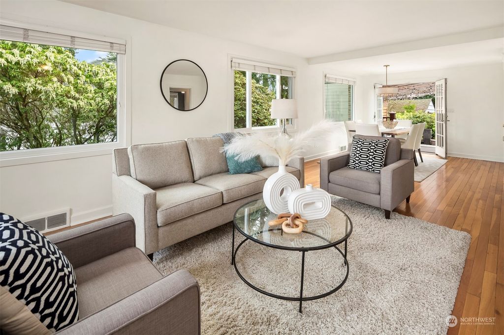 Photo of 3203 NE 97th Street, Seattle, WA 98115 (MLS # 2047638)