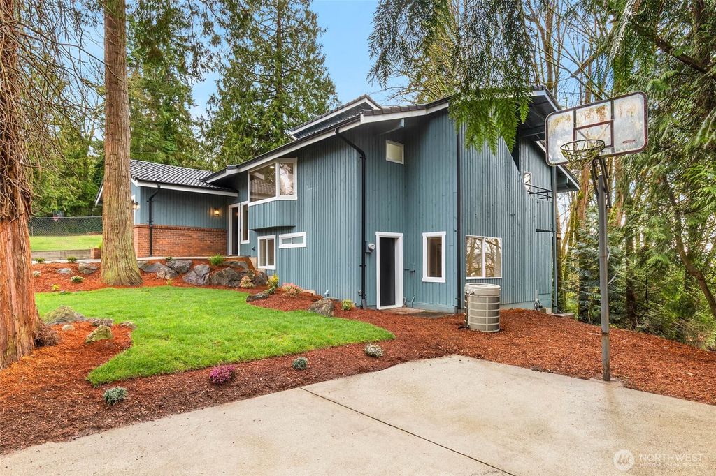 Photo of 21819 92nd Avenue S, Kent, WA 98031 (MLS # 2480407)