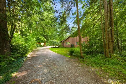 7417 Woodshire Road Maple Falls WA 98266
