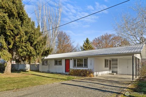 Photo of 1108 N Willow Street, Ellensburg, WA 98926 (MLS # 2457079)