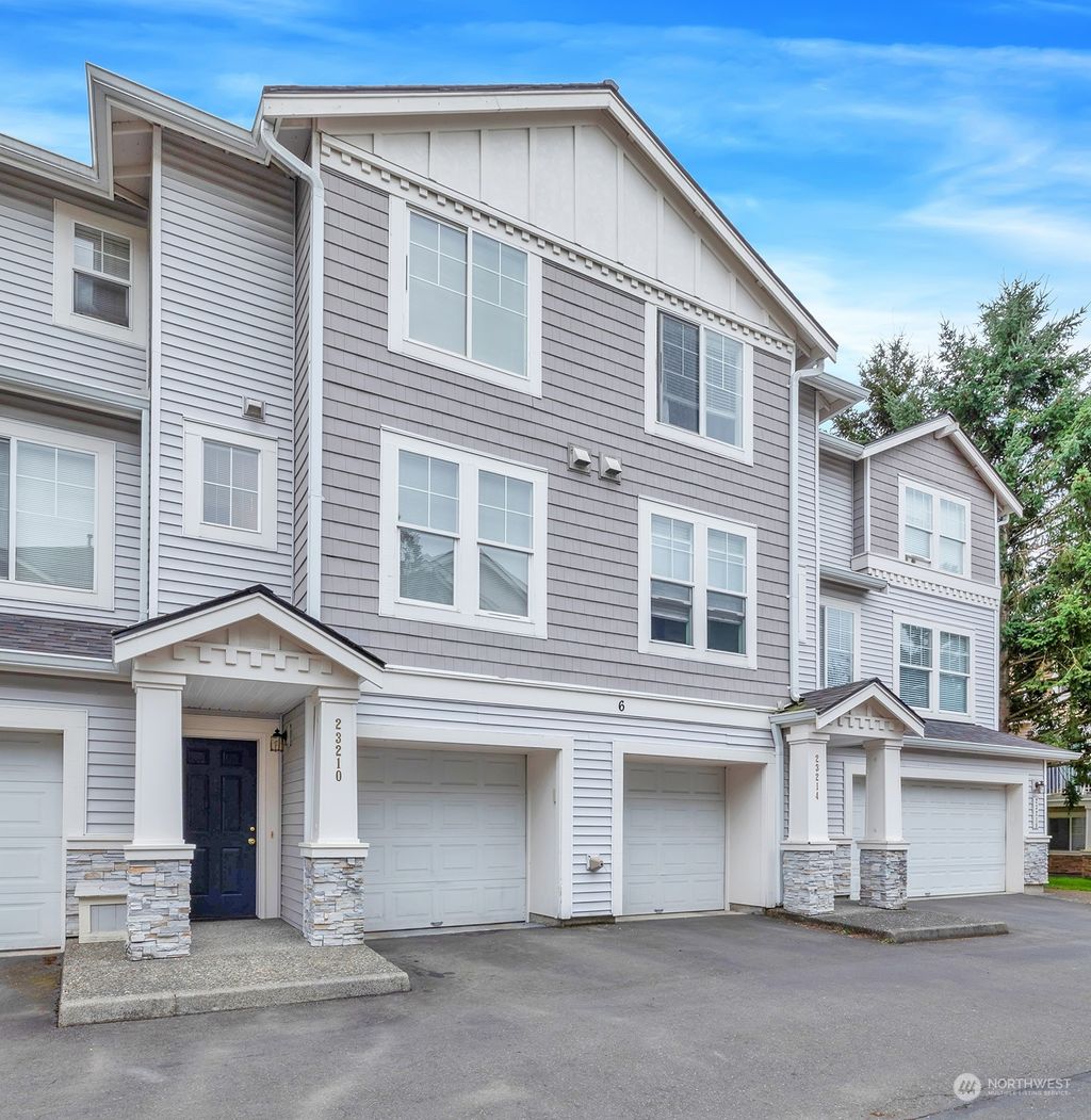 Photo of 23210 60th Place S, Kent, WA 98032 (MLS # 2213818)