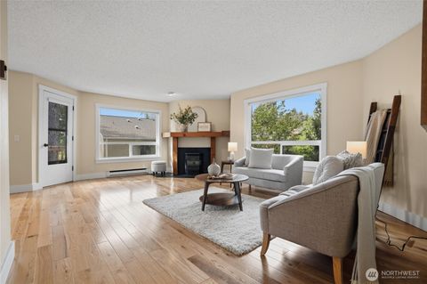 Photo of 790 Madison Avenue N, Bainbridge Island, WA 98110 (MLS # 2502973)