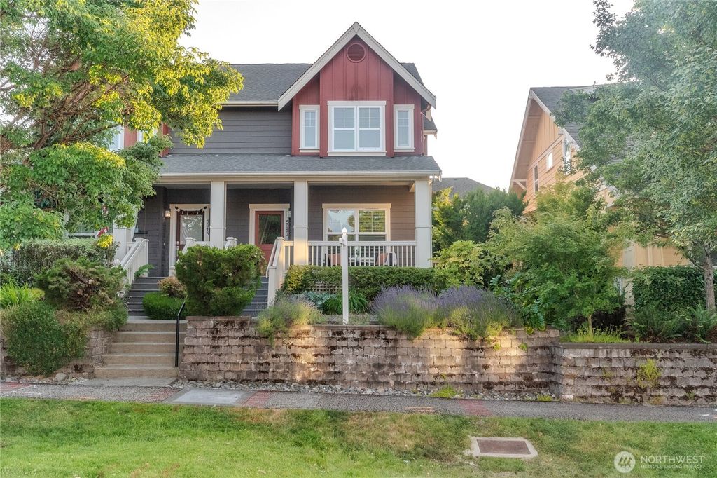 Photo of 5913 31st Avenue SW, Seattle, WA 98126 (MLS # 2346746)