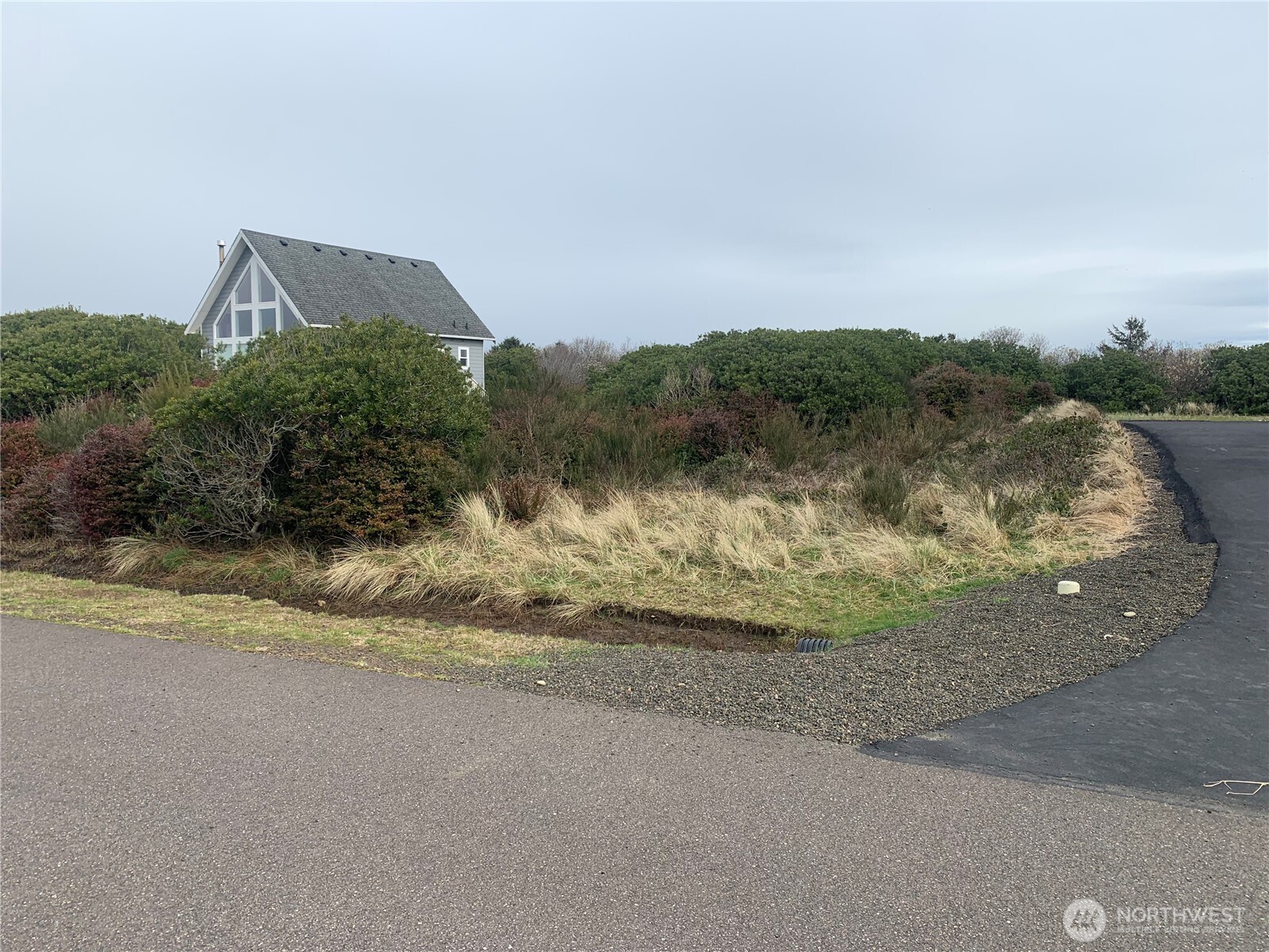 1074 Crestshire Loop