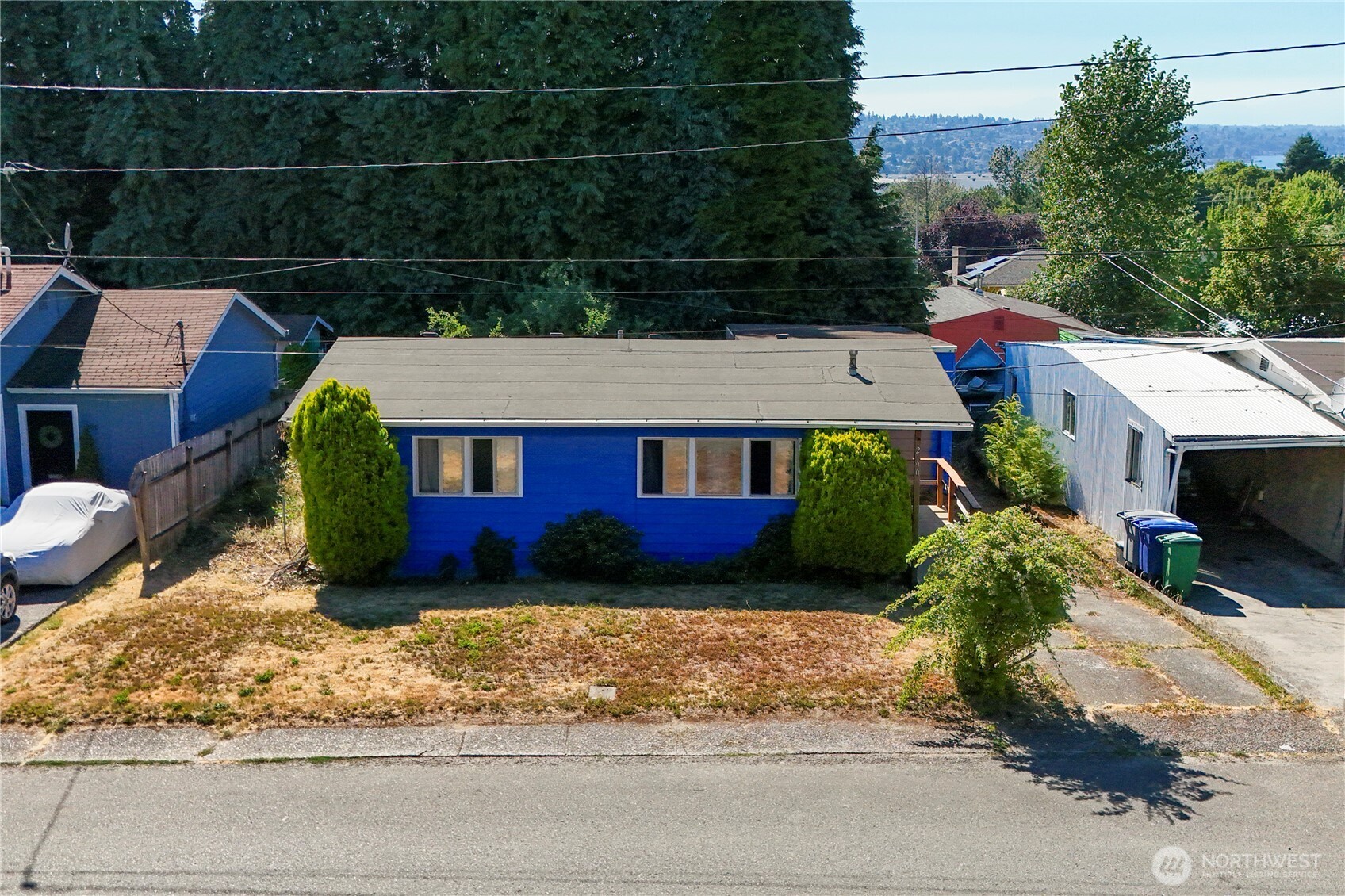 2190 NE 9th Place