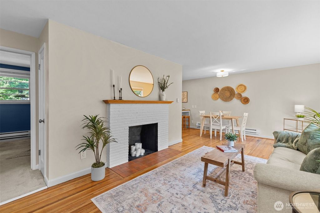 Photo of 13523 23rd Place NE, Seattle, WA 98125 (MLS # 2459230)