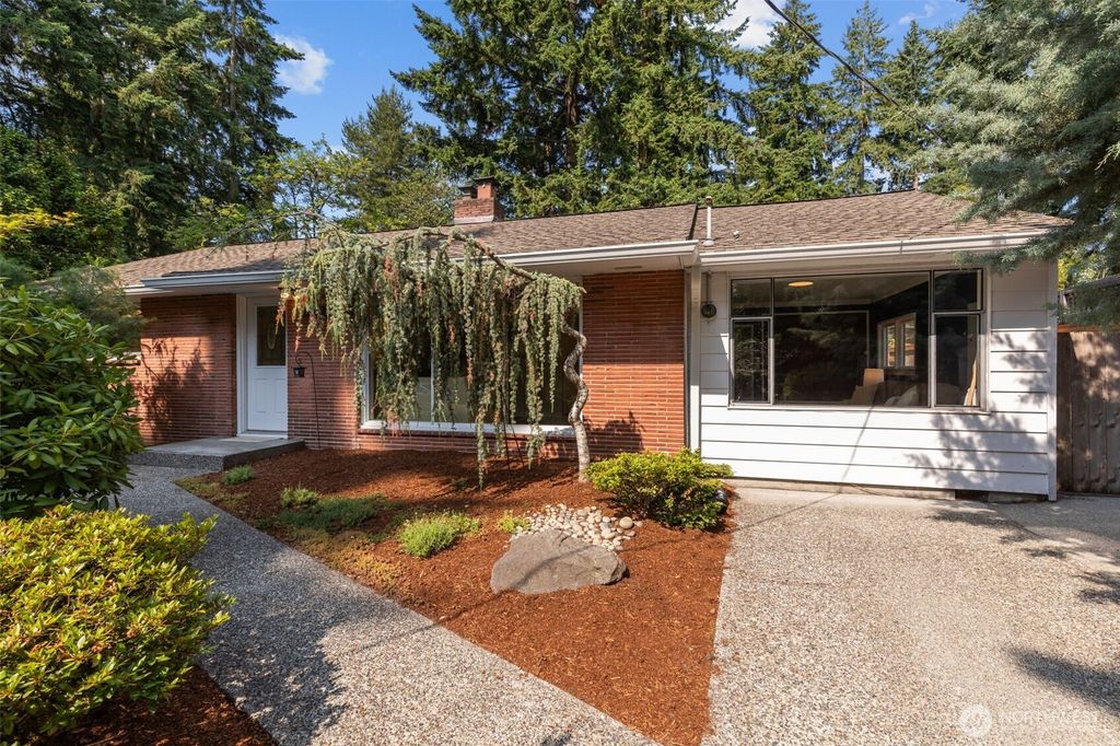 Photo of 13523 23rd Place NE, Seattle, WA 98125 (MLS # 2459230)