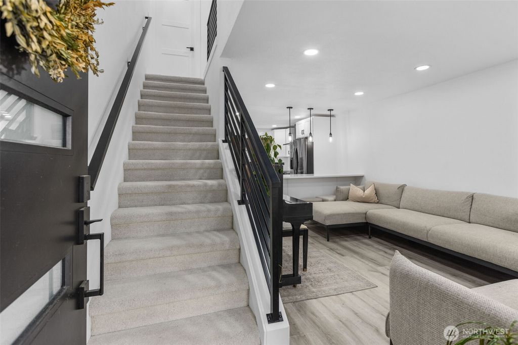 Photo of 2811 K ST St SE, Auburn, WA 98002 (MLS # 2510922)