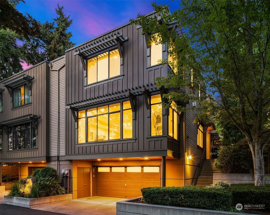Photo of 1836 Market Street #7, Kirkland, WA 98033 (MLS # 2198105)