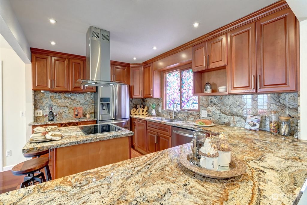 Photo of 9740 Mercerwood Drive, Mercer Island, WA 98040 (MLS # 2059053)