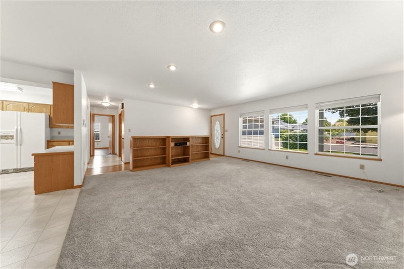 22 Parkwood Circle
