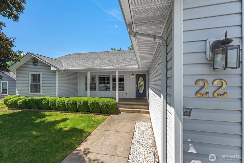 22 Parkwood Circle