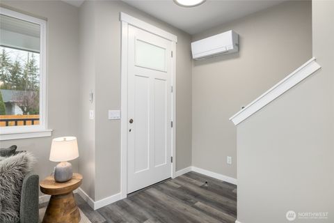 Photo of 1515 N Waugh Road #B, Mount Vernon, WA 98273 (MLS # 2492647)