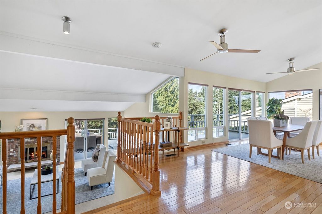 Photo of 31317 41st Place SW, Federal Way, WA 98023 (MLS # 2206642)