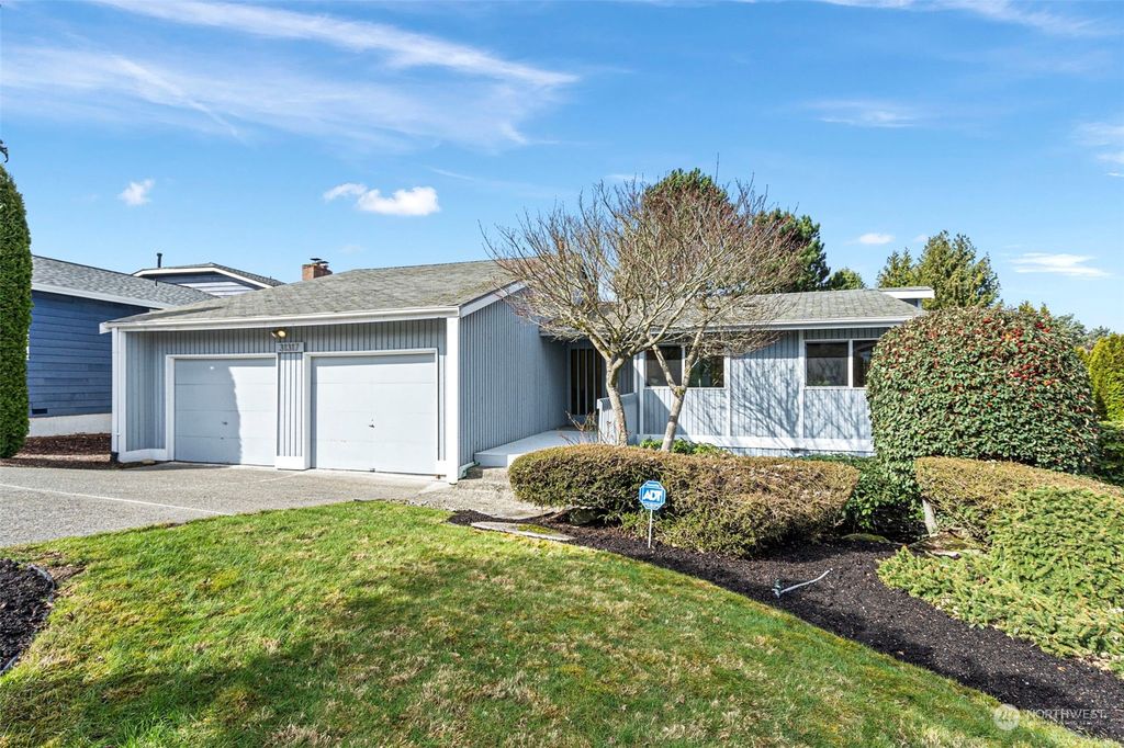 Photo of 31317 41st Place SW, Federal Way, WA 98023 (MLS # 2206642)