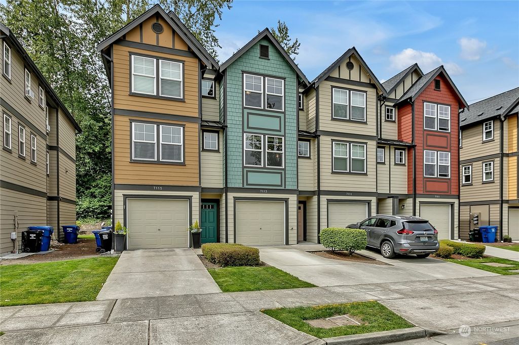 Photo of 7113 27th Avenue SW, Seattle, WA 98106 (MLS # 2252521)