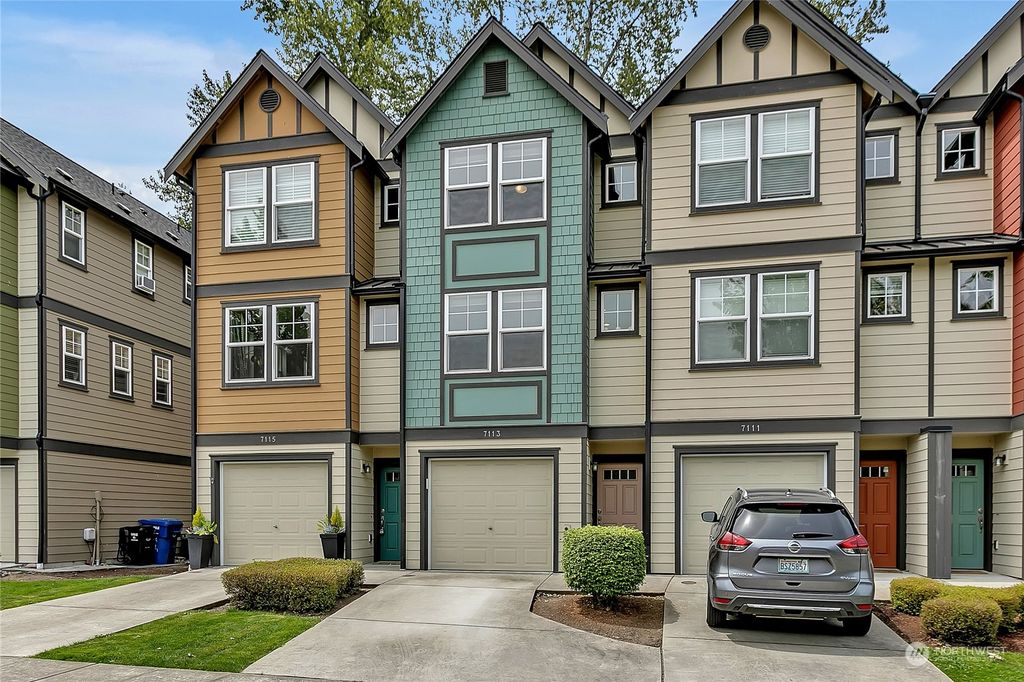 Photo of 7113 27th Avenue SW, Seattle, WA 98106 (MLS # 2252521)