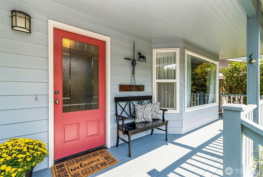 Photo of 2210 N 184th Street, Shoreline, WA 98133 (MLS # 2429308)