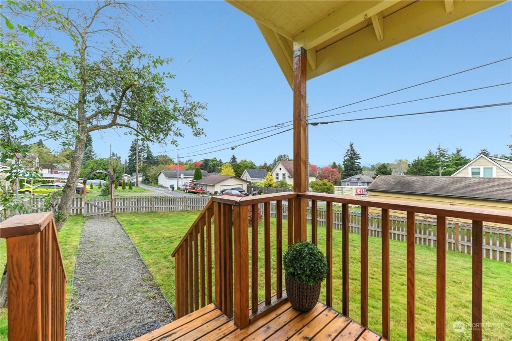 Photo of 2120 48th Street SE, Everett, WA 98203 (MLS # 2168096)