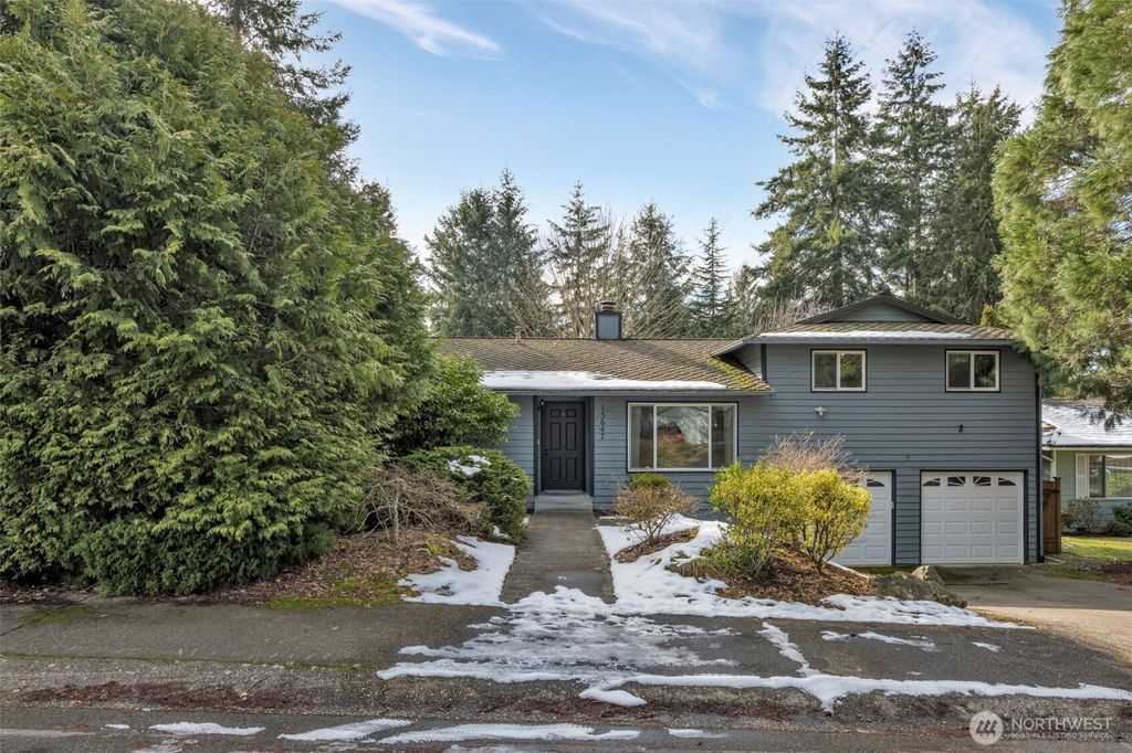 Photo of 15647 SE 175th Street, Renton, WA 98058 (MLS # 2332607)