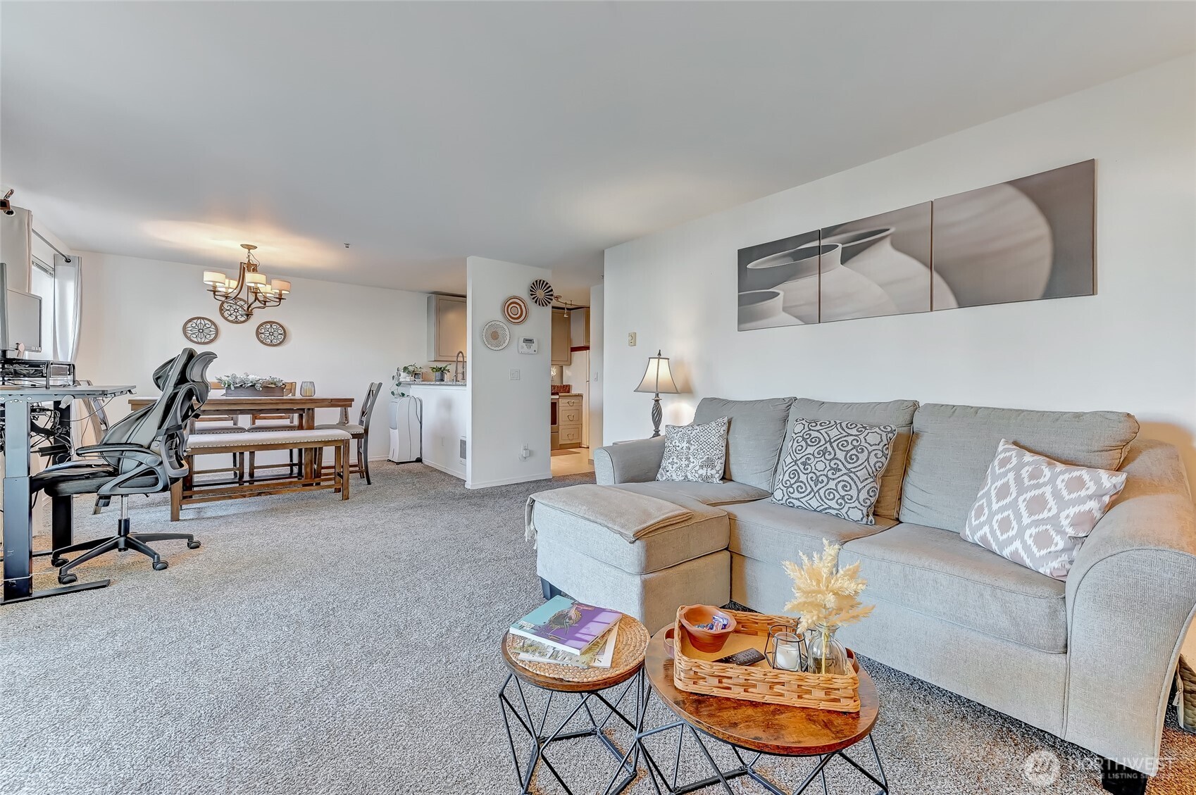 5000 Lake Washington Boulevard NE F-105