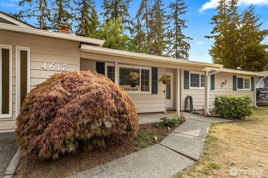 Photo of 4612 122nd Place NE, Marysville, WA 98271 (MLS # 2432140)