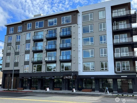 Photo of 11903 NE 128th Street #412, Kirkland, WA 98034 (MLS # 2536153)