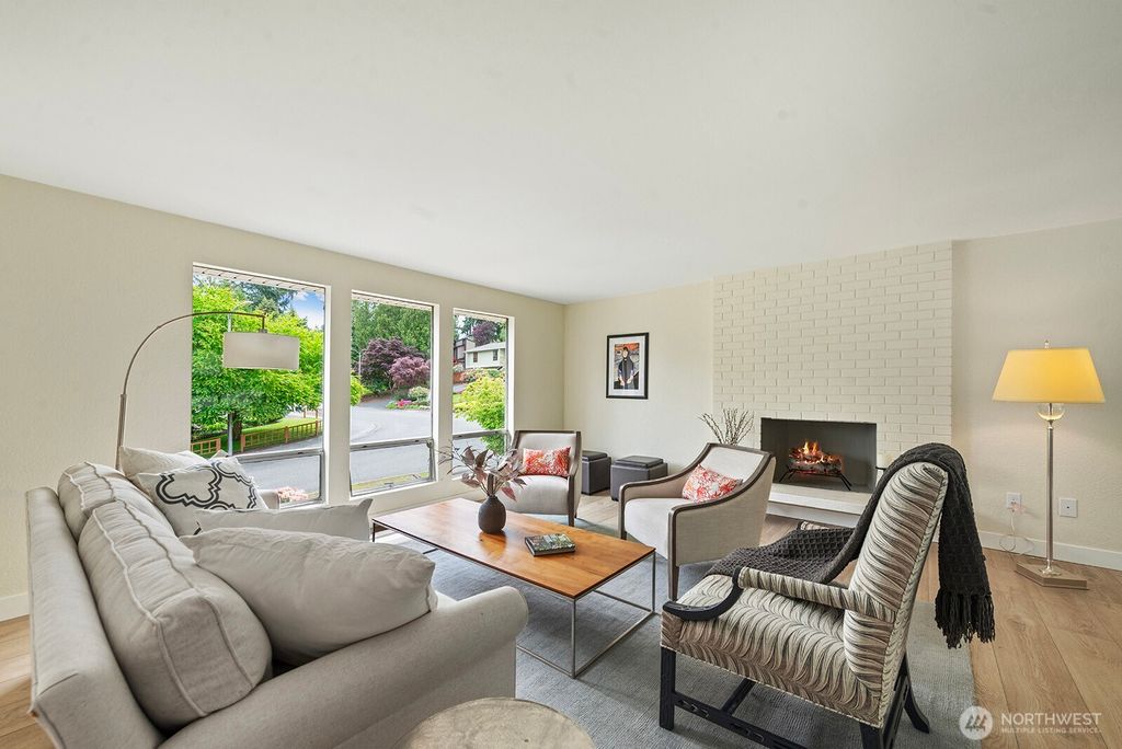 Photo of 22032 3rd Place W, Bothell, WA 98021 (MLS # 2375092)