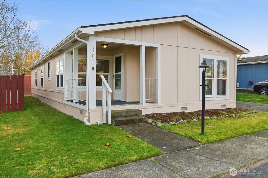 Photo of 15011 SE 274th Lane, Kent, WA 98042 (MLS # 2457048)