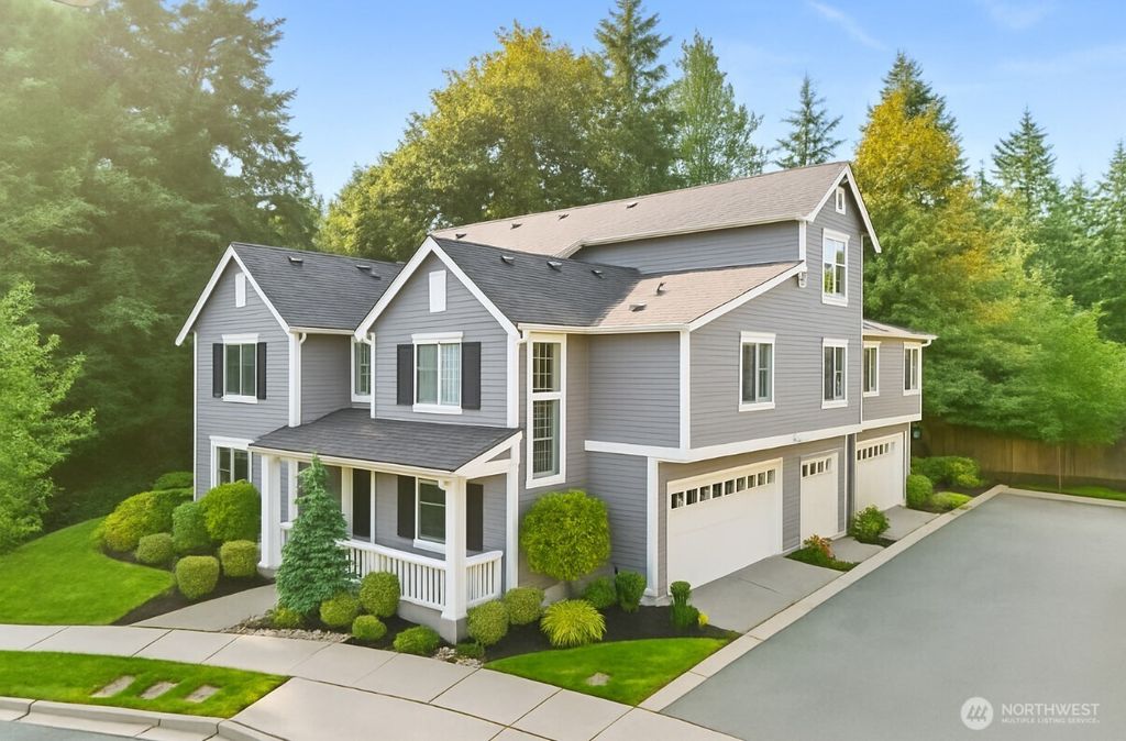 Photo of 15791 NE 114th Way, Redmond, WA 98052 (MLS # 2396797)