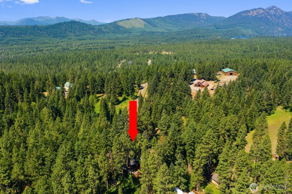 Photo of 661 W Pacific Avenue, Ronald, WA 98940 (MLS # 2489744)