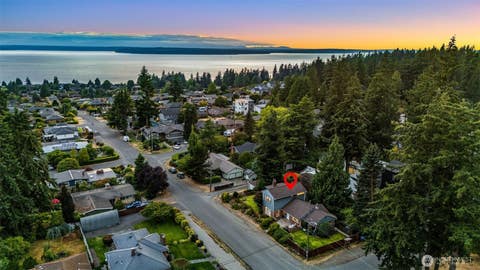 Photo of 12703 4th Avenue NW, Seattle, WA 98177 (MLS # 2557913)