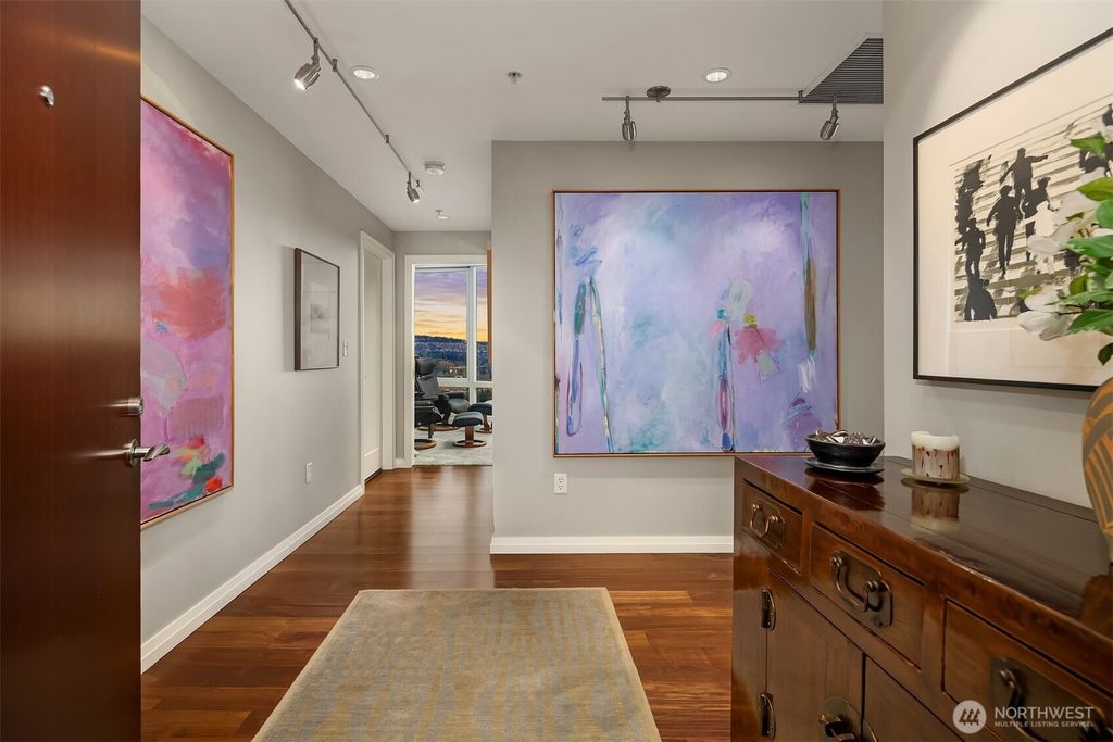 Photo of 10700 NE 4th Street #3016, Bellevue, WA 98004 (MLS # 2484907)