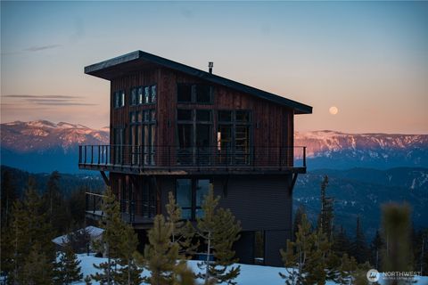 Photo of 28995 Coulter Creek Road, Lake Wenatchee, WA 98826 (MLS # 2496227)