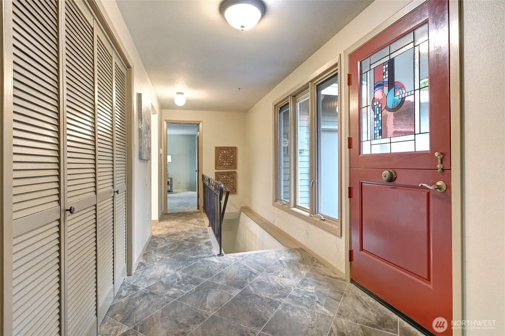 Photo of 9425 NE 181st Lane, Bothell, WA 98011 (MLS # 2500457)